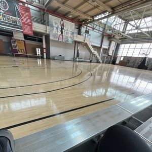 Meet your Posher, Ely